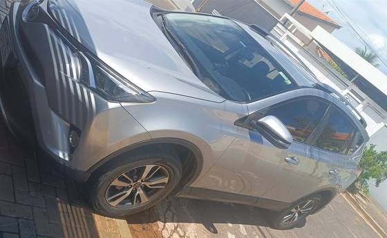 TOYOTA RAV4 2.0 TOP 4X2 16V GASOLINA 4P AUTOMÁTICO TOYOTA RAV4 2.0 TOP 4X2 16V GASOLINA 4P AUTOMÁTICO